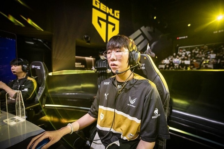 了前两位 了前两位