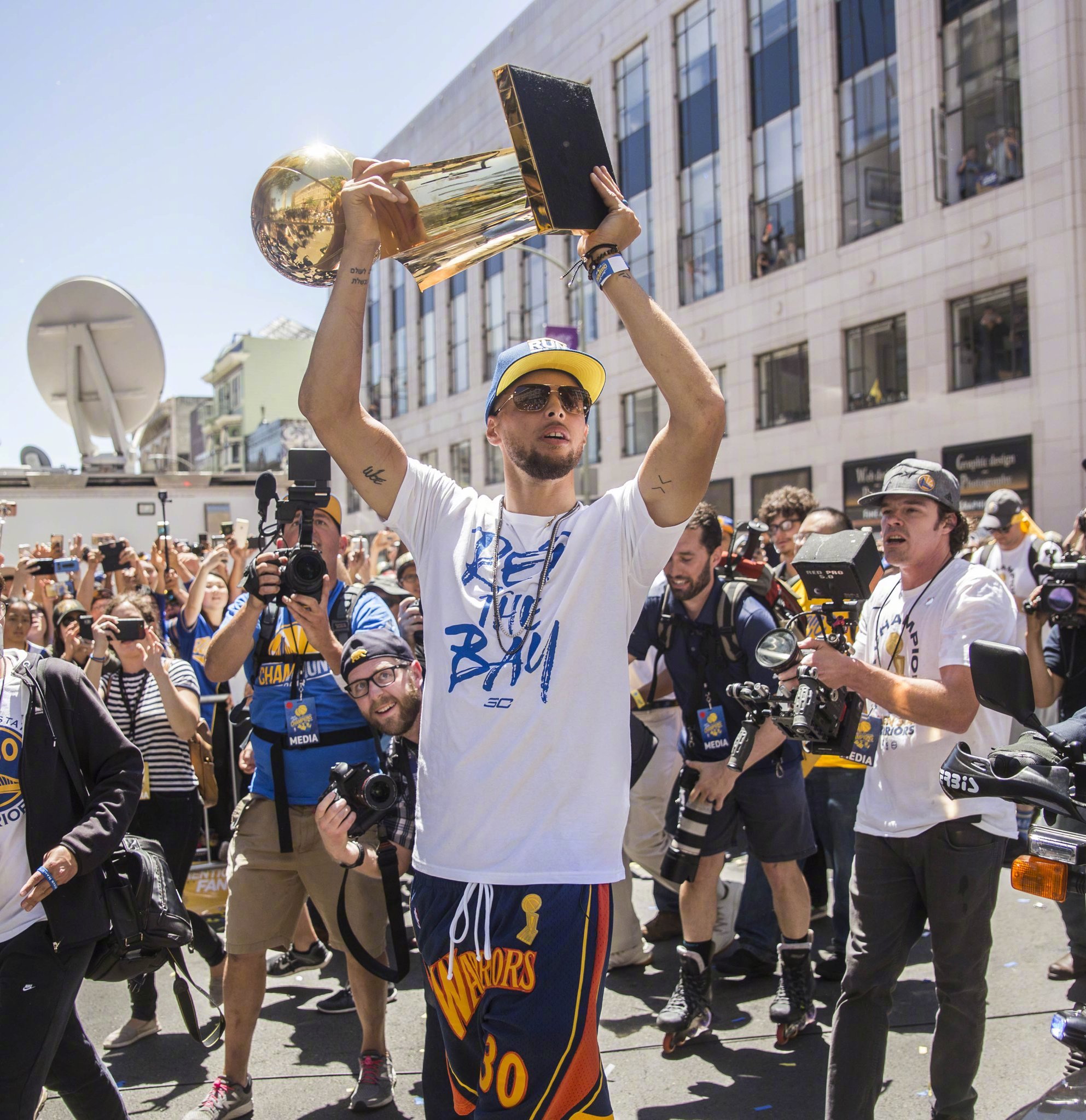 但车手们在 但车手们在