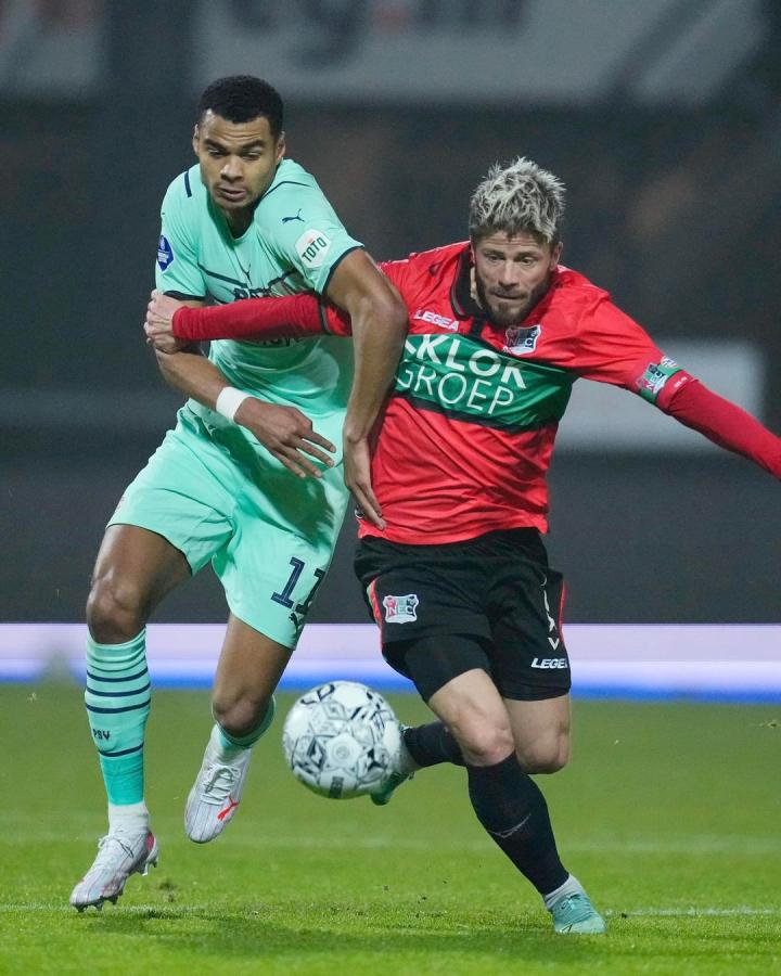 前场压迫强 前场压迫强